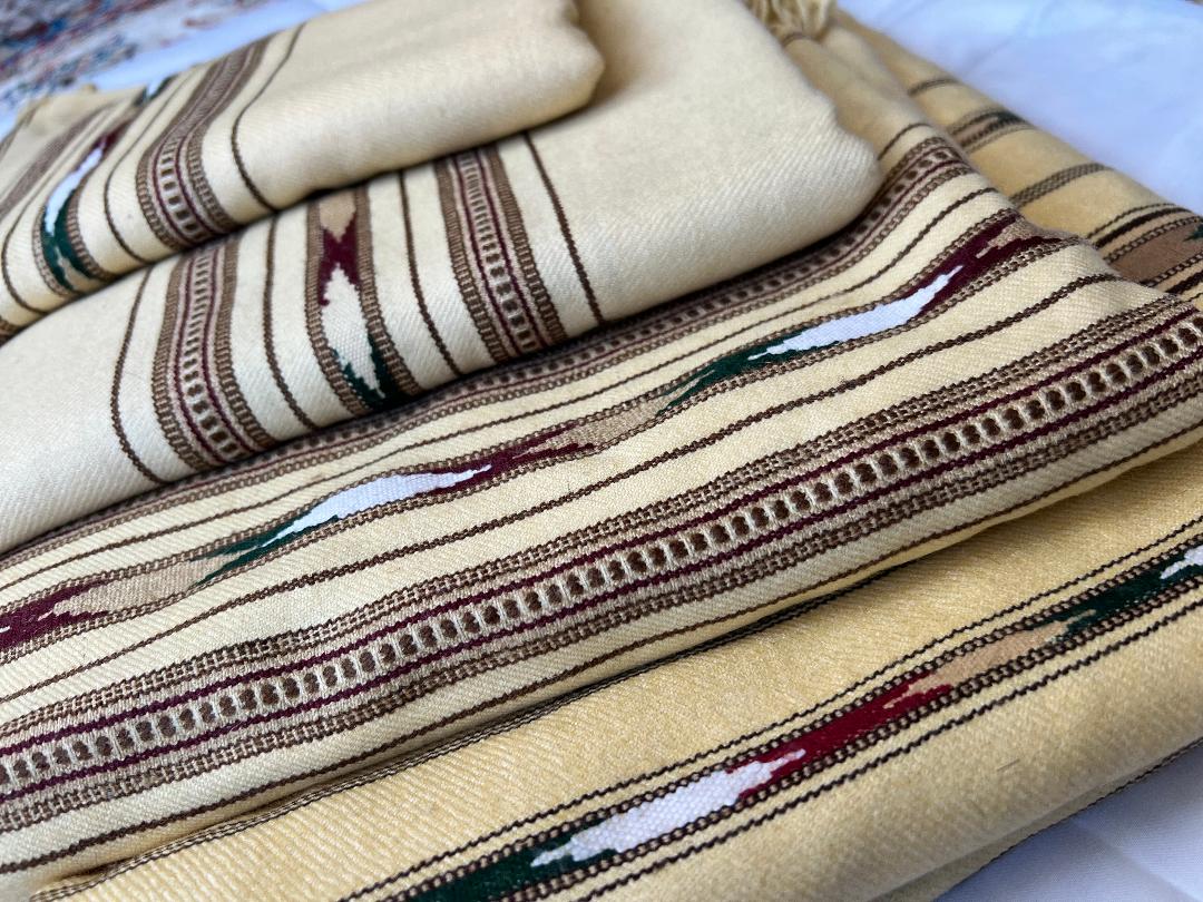 Premium Afghan Cashmere-Style Wool Patoo – Soft All-Season Shawl / Wrap